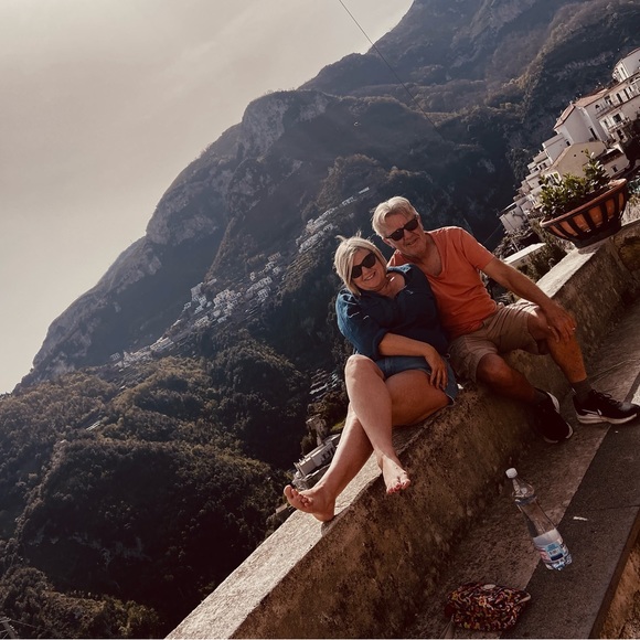 Meet your Posher, Jennifer - Picture 5 of 11